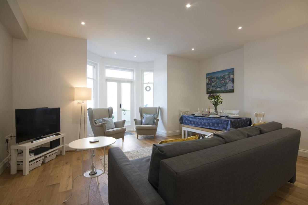 Sea Legs - 2 Bedroom Apartment - Tenby Eksteriør bilde
